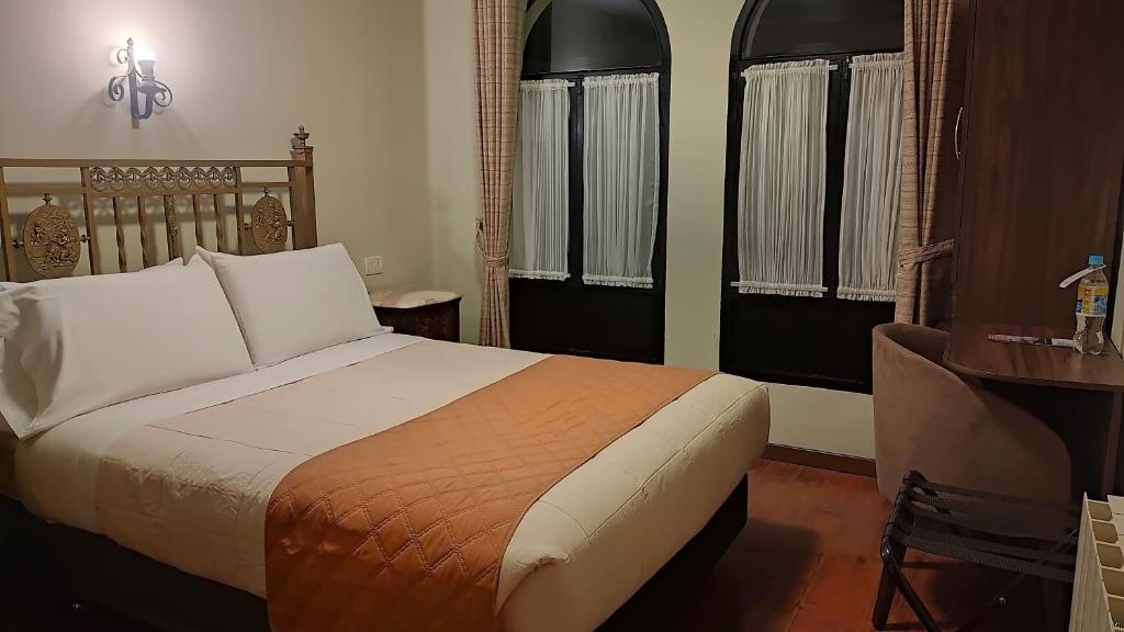 Hostal Colonial Potosi  Rooms  Rooms Image 4 4