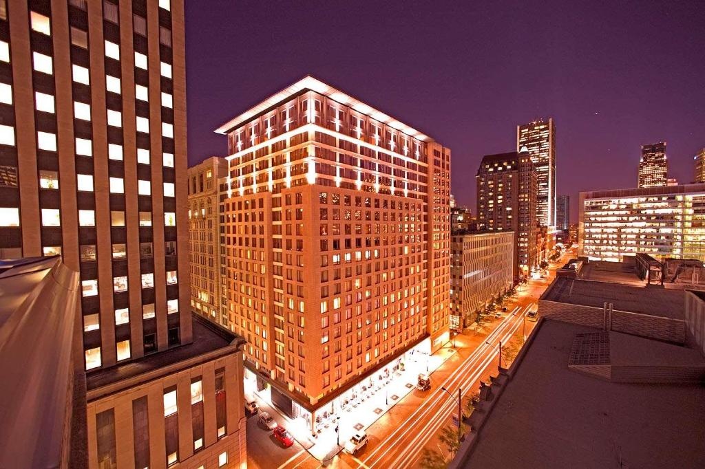 Embassy Suites By Hilton Downtown Montreal  Property Views  Exterior View 4