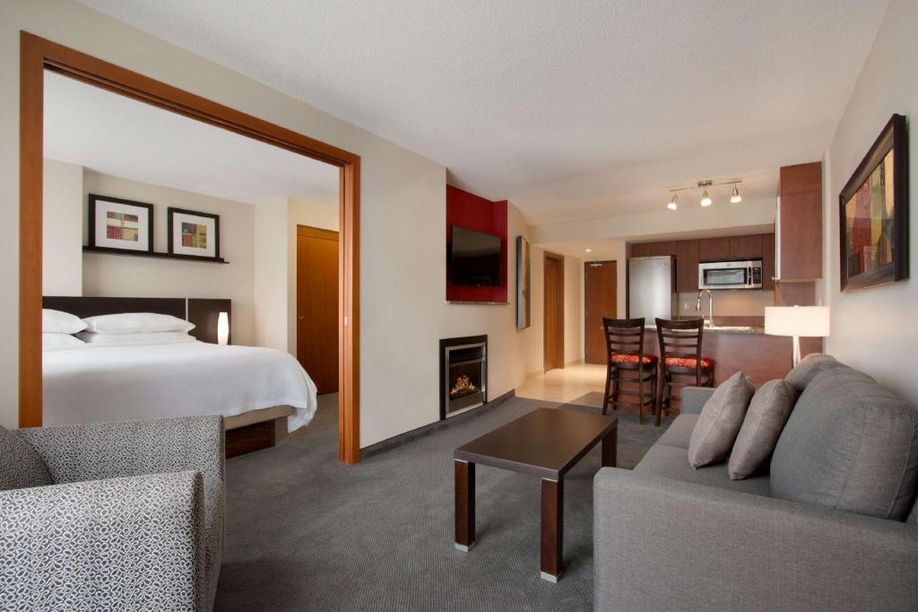 Embassy Suites By Hilton Downtown Montreal  Rooms  2 Room Premium Suite With 2 Double Beds Fireplace 7