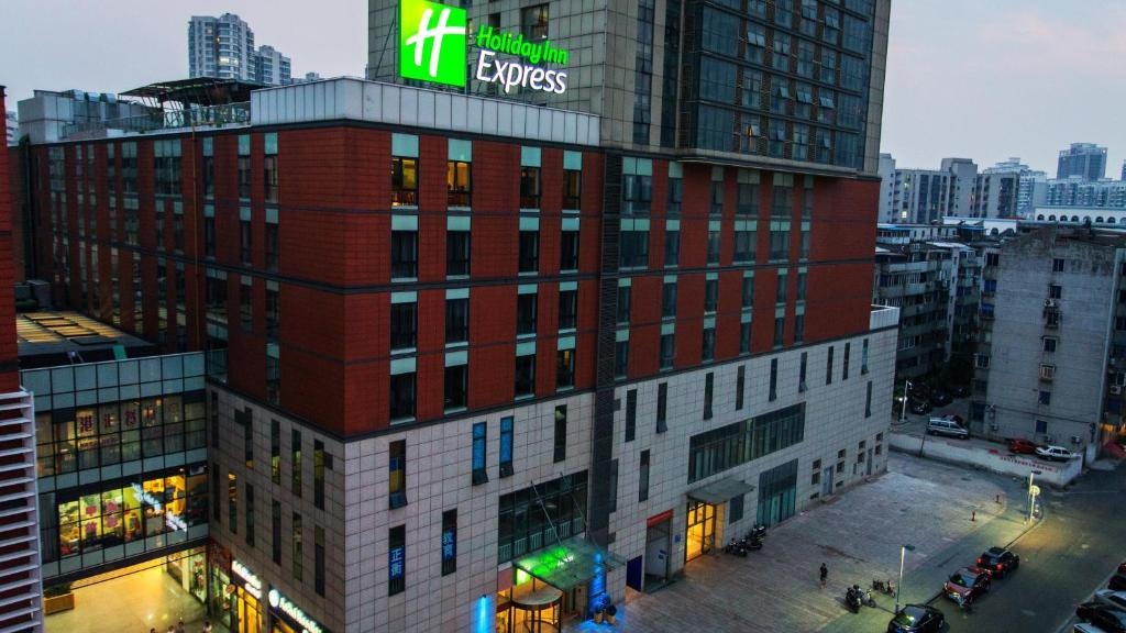 Holiday Inn Express Changzhou Centre By IHG  Property Views  Exterior View 1