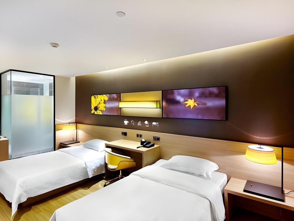 7 Days Inn Premium Foshan Lecong Furniture Mall Branch  Rooms  7 Days Youpin Twin Room 3