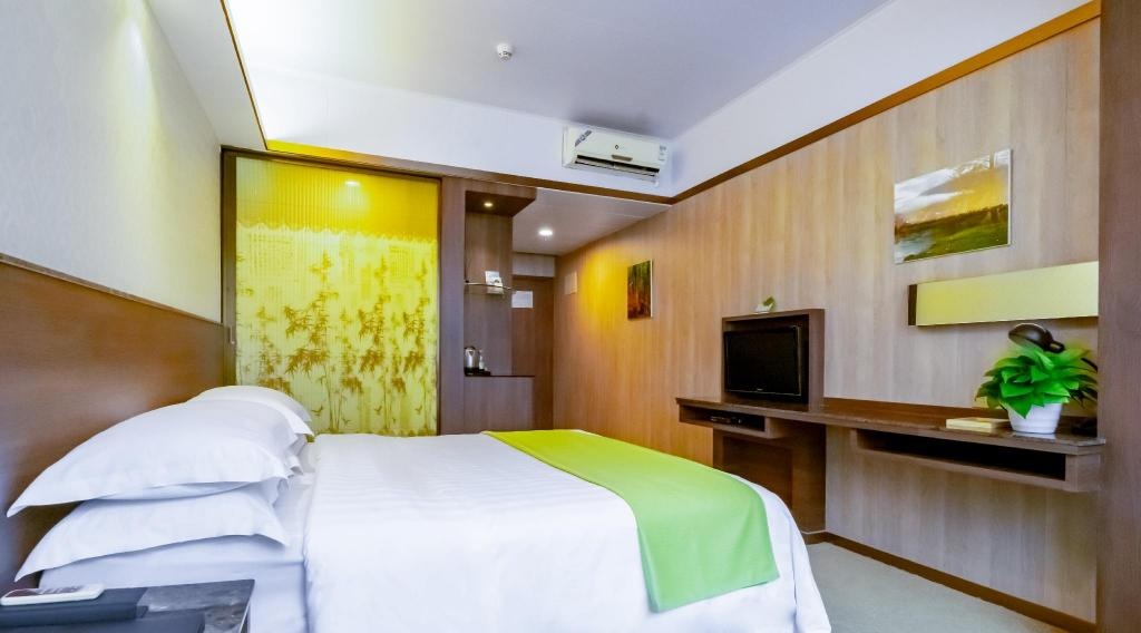 My Pleasant Hotel  Rooms  Zero Pressure Superior Queen Room Balconyterrace 5