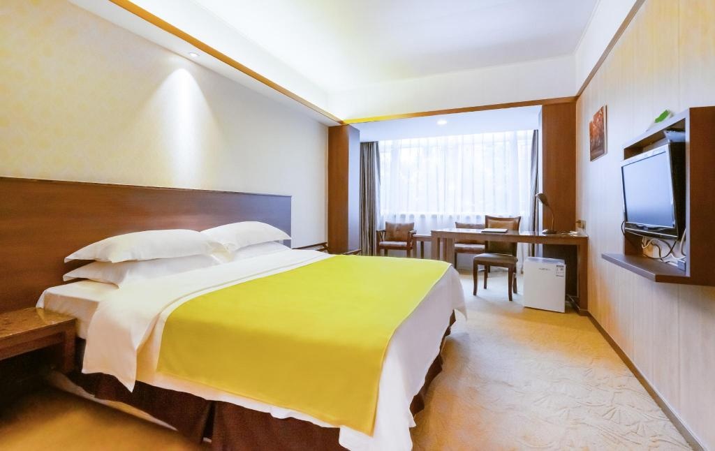 My Pleasant Hotel  Rooms  Zero Pressure Superior Queen Room Guestroom 4