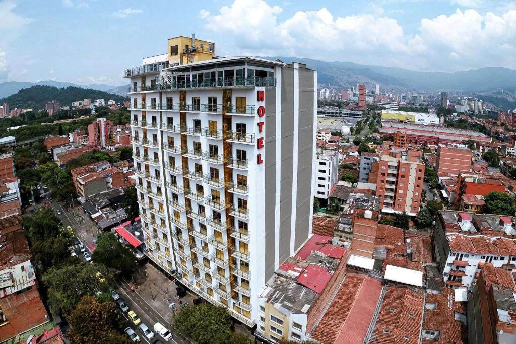 Hotel Dorado La 70  Property Views  Exterior View 1