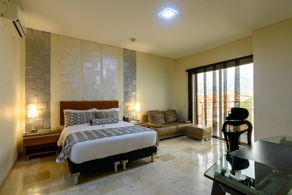 Hotel Dorado La 70  Rooms  Deluxe Double Room With Balcony 7