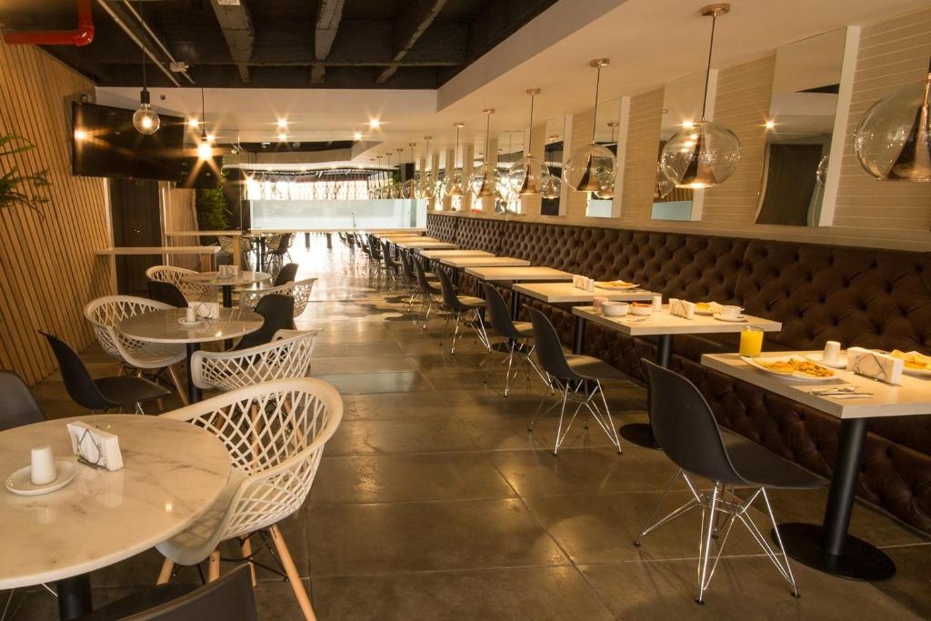 Lleras Green Hotel  Dining  Food And Beverages 4