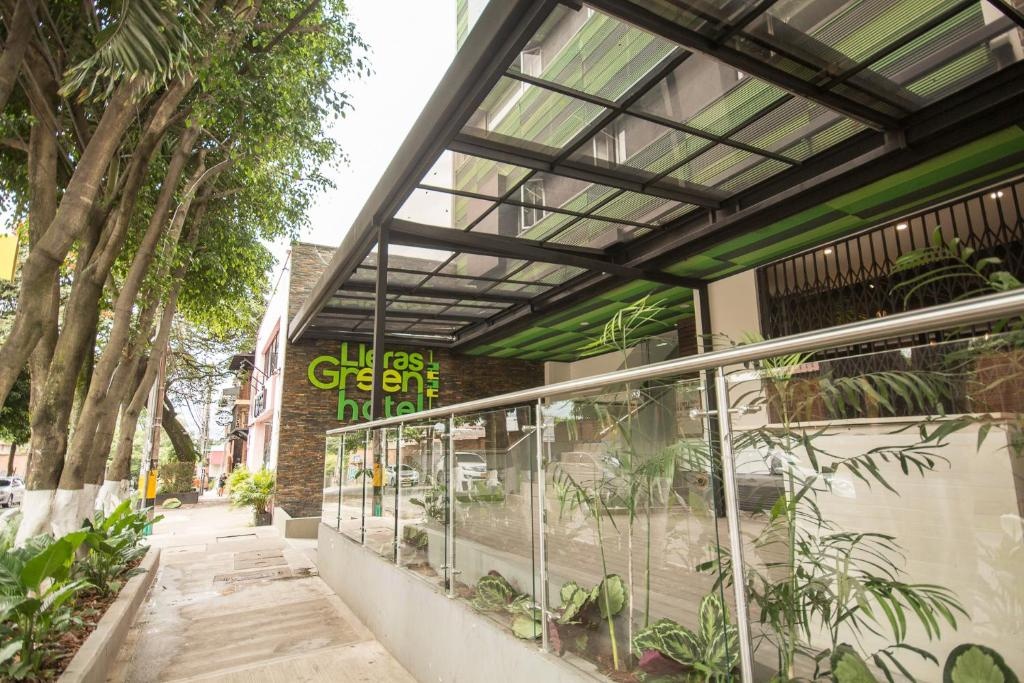 Lleras Green Hotel  Facilities  Balconyterrace 3