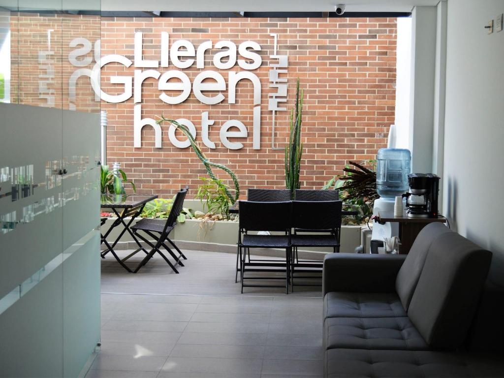 Lleras Green Hotel  Facilities  Balconyterrace 6
