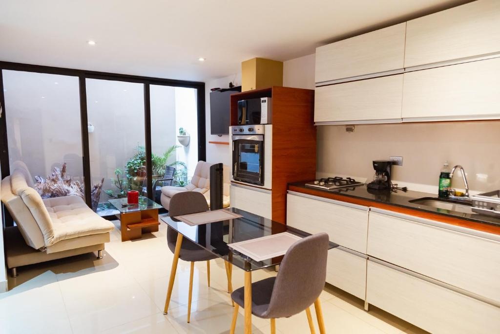 Hotel Laureles Loft  Rooms  One Bedroom Apartment With Fan 7