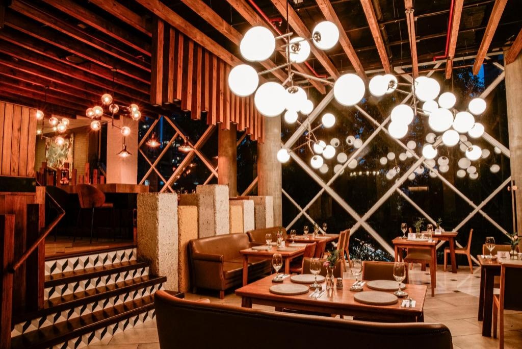 Viaggio Medellín Grand Select  Dining  Restaurant 1