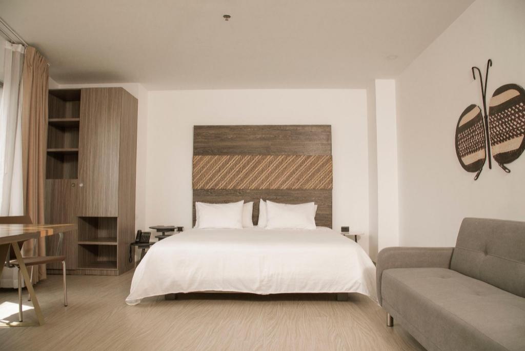 Viaggio Medellín Grand Select  Rooms  Family Room Bed 5