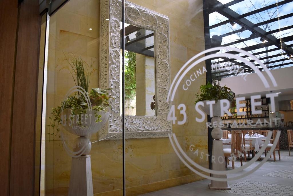 Hotel Dann Carlton Medellin  Dining  Restaurant 17