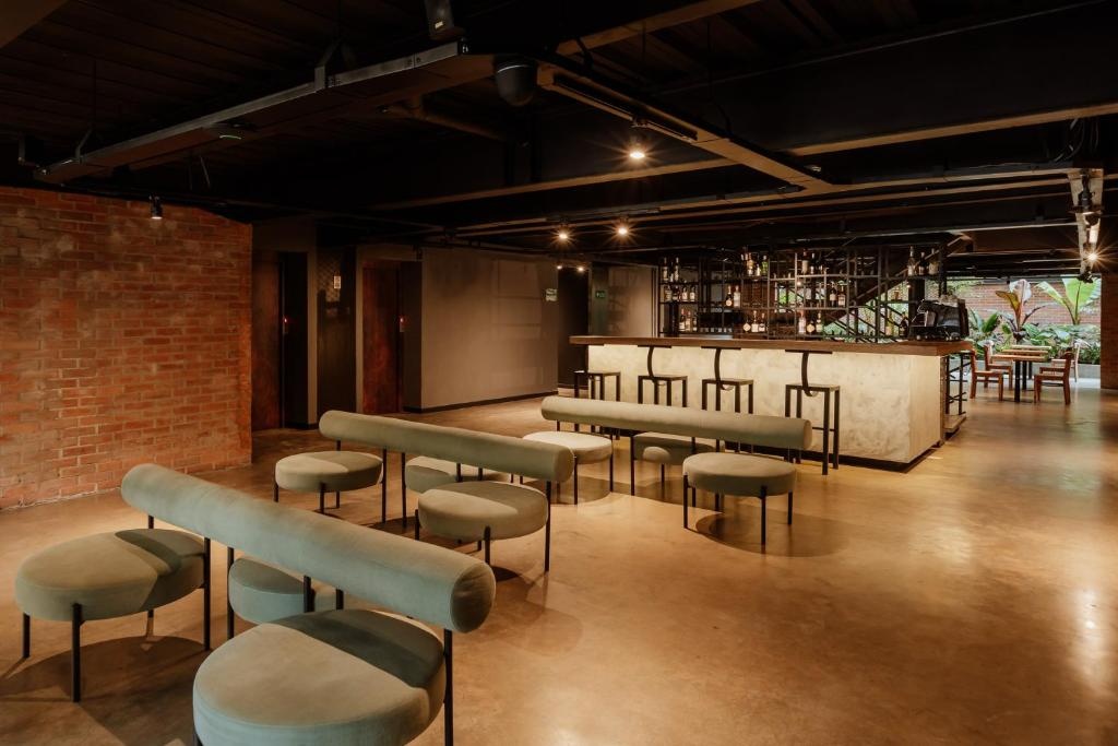 Art Hotel Boutique  Facilities  Barlounge 16