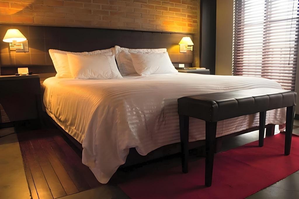 Art Hotel Boutique  Rooms  Rooms Image 12 12