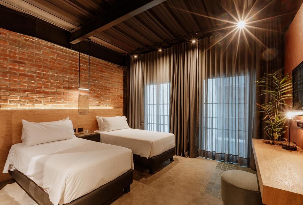 Art Hotel Boutique  Rooms  Rooms Image 4 4
