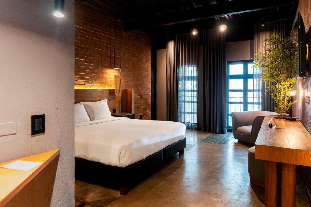 Art Hotel Boutique  Rooms  Rooms Image 6 6
