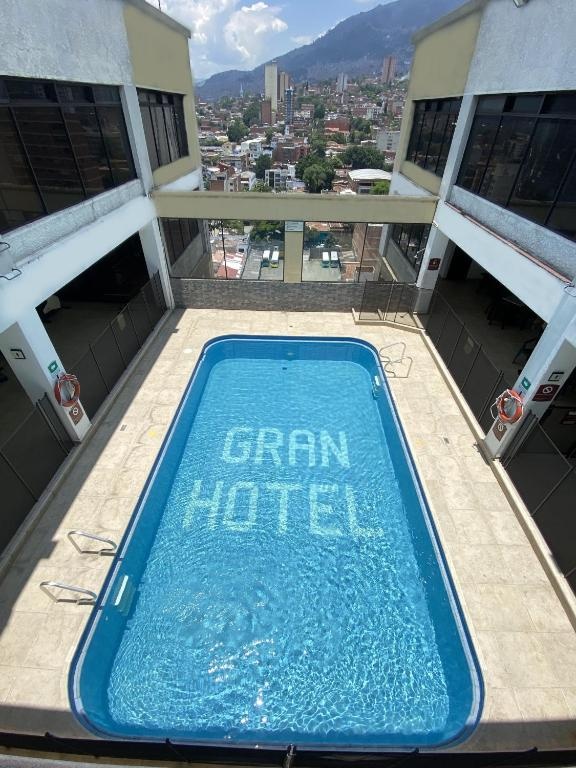 Gran Hotel  Facilities  Swimming Pool 30