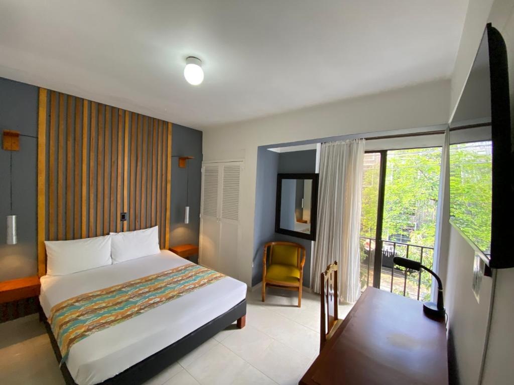 Hotel Laureles 70  Rooms  Double Room 2