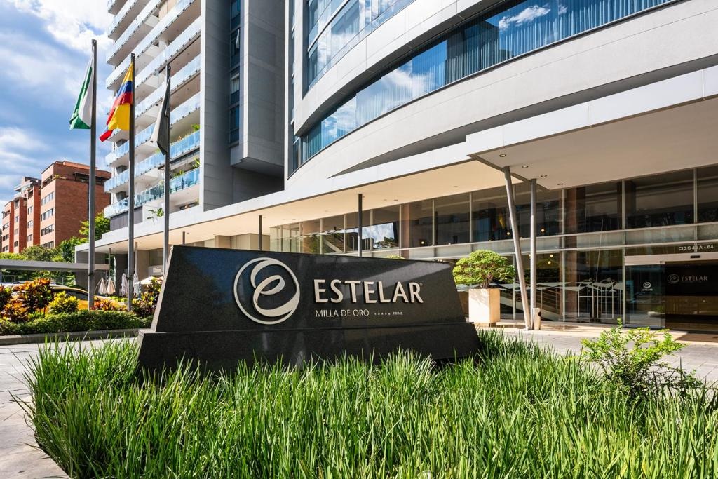 Hotel Estelar Milla De Oro  Property Views  Entrance 3