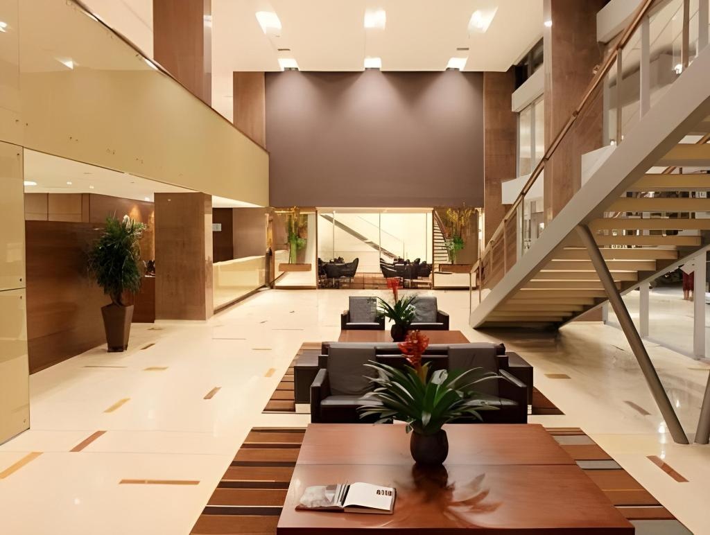 Hotel Estelar Milla De Oro  Property Views  Interior View 10