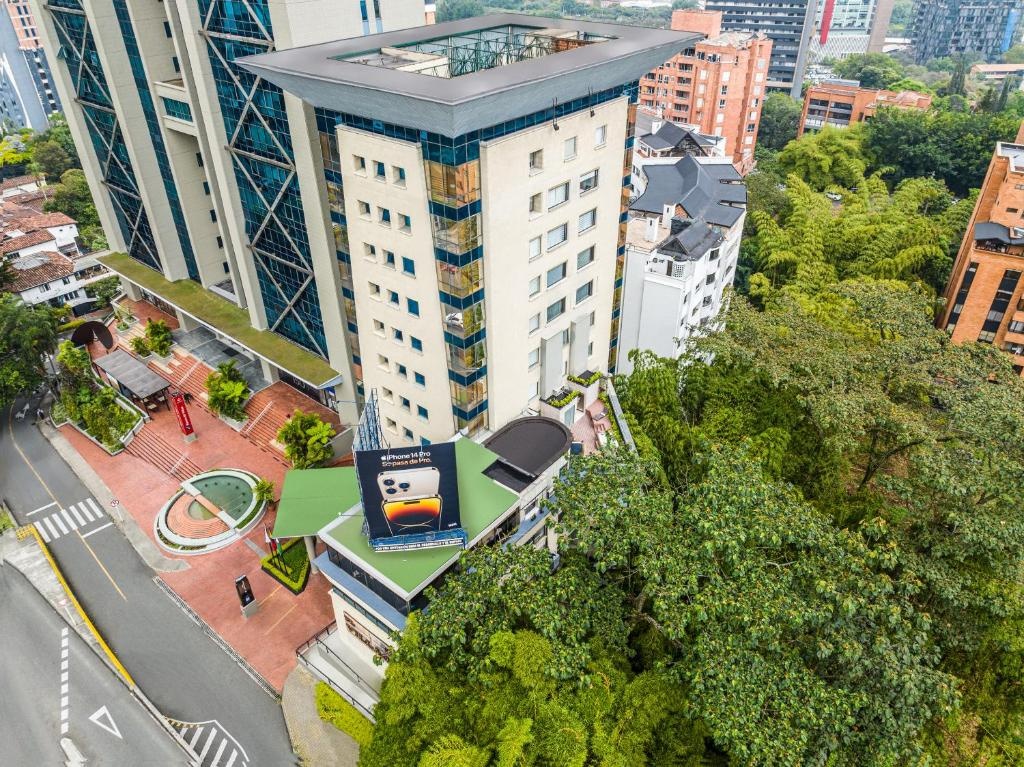 GHL Hotel Porton Medellin  Property Views  Exterior View 6