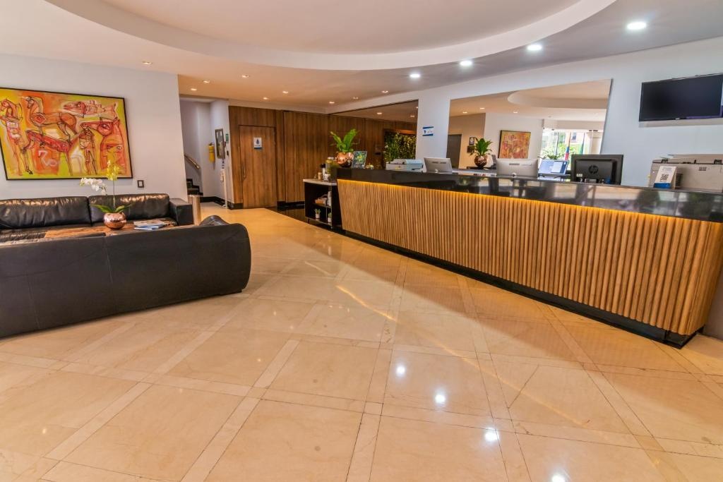 GHL Hotel Porton Medellin  Property Views  Lobby 3