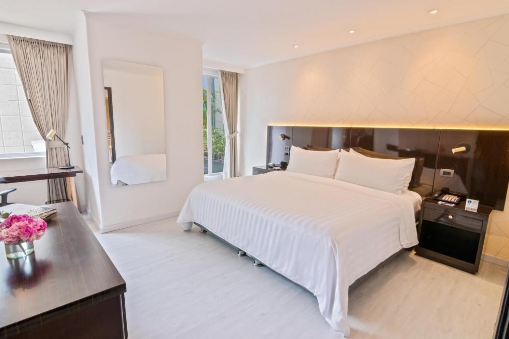 GHL Hotel Porton Medellin  Rooms  Rooms Image 3 3