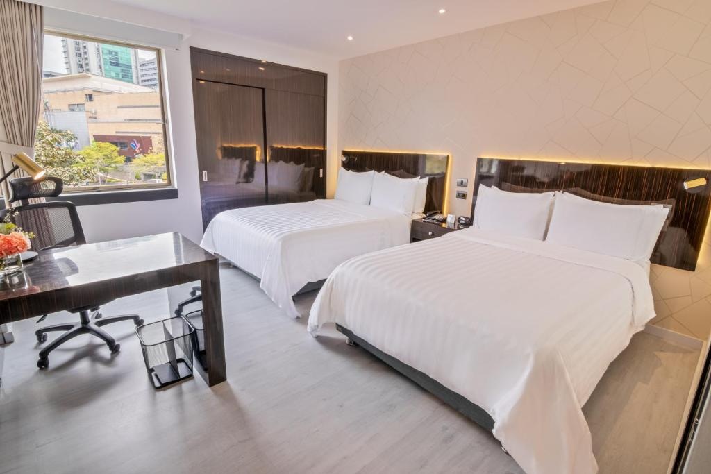 GHL Hotel Porton Medellin  Rooms  Rooms Image 4 4