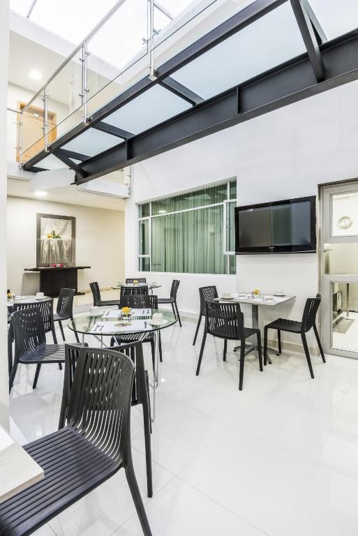 Hotel Asturias Medellin  Dining  Restaurant 2