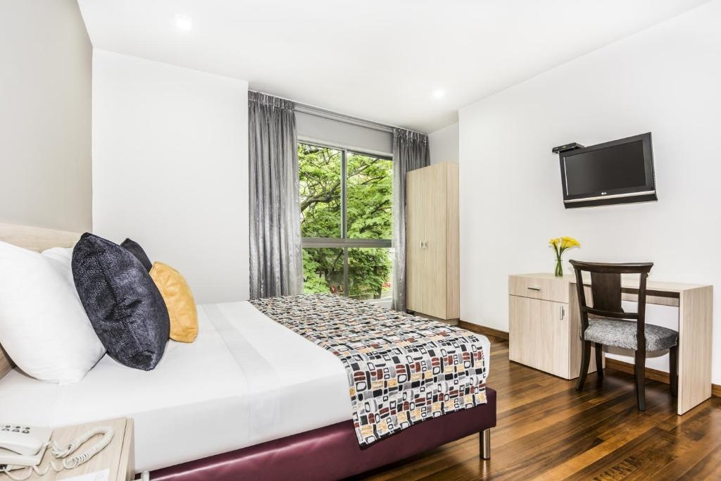 Hotel Asturias Medellin  Rooms  Junior Suite 1