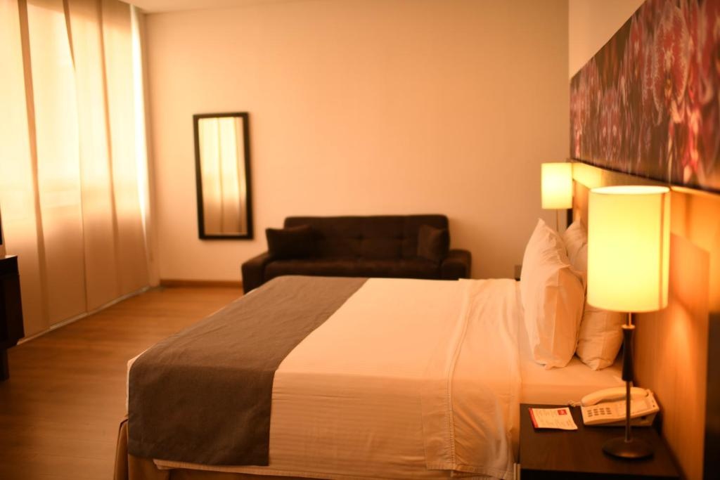 Mi Hotel Sandiego  Rooms  Rooms Image 12 12