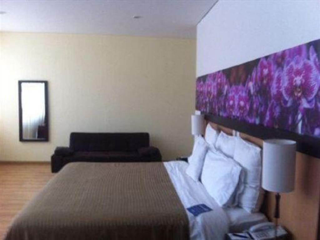 Mi Hotel Sandiego  Rooms  Rooms Image 22 22