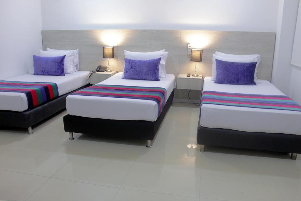 Hotel Suite Comfort  Rooms  Rooms Image 5 5