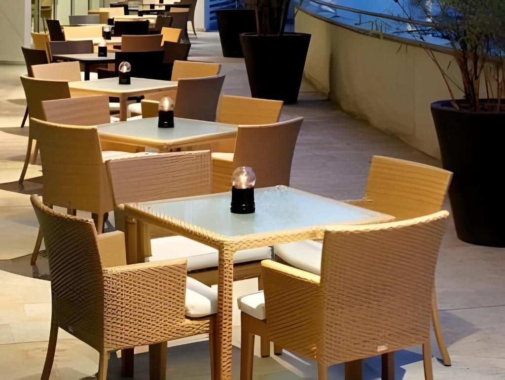 Estelar Apartamentos Medellin  Dining  Restaurant 2