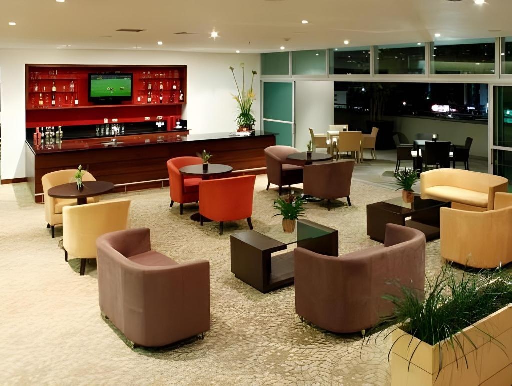Estelar Apartamentos Medellin  Facilities  Barlounge 1