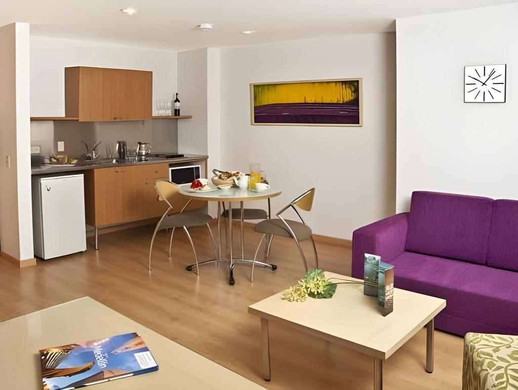 Novelty Suites Hotel  Property Views  Interior View 9