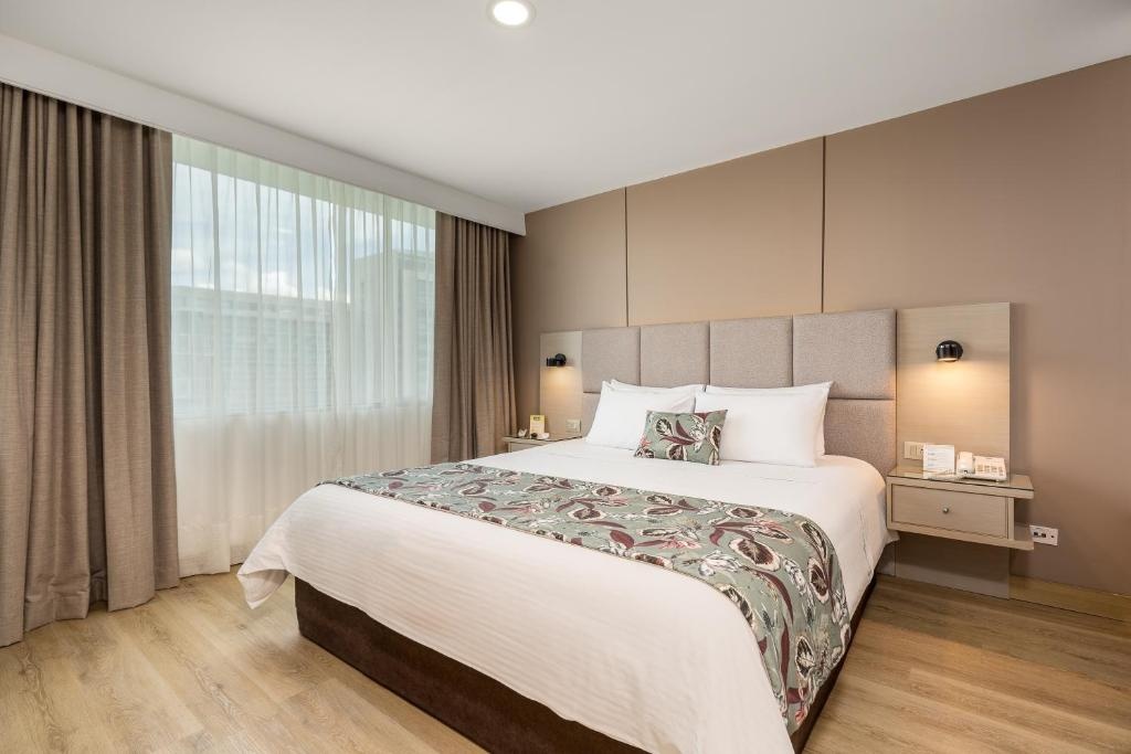 Novelty Suites Hotel  Rooms  Two Bedroom Suite 2