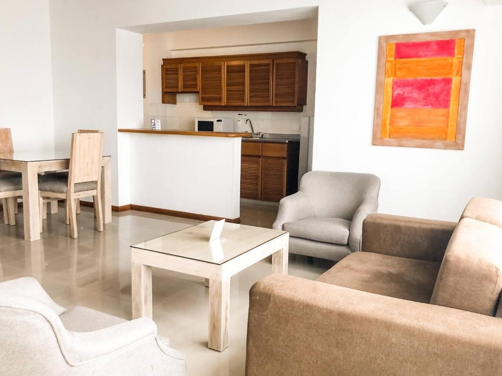 Portal Del Rodeo ApartaHotel  Facilities  Facilities 10