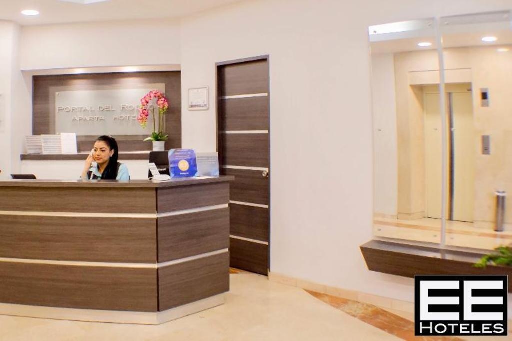 Portal Del Rodeo ApartaHotel  Property Views  Lobby 9
