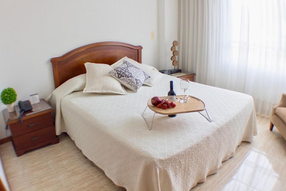 Portal Del Rodeo ApartaHotel  Rooms  Standard Apartment 4