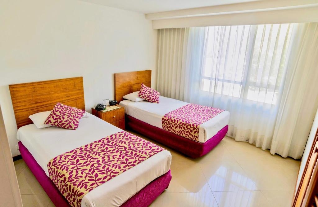 Portal Del Rodeo ApartaHotel  Rooms  Twin Apartment 1