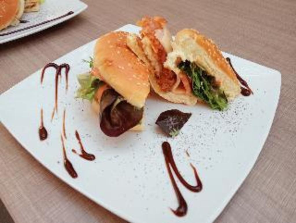 El Hotel Lomas 10  Dining  Dining Image 6 6