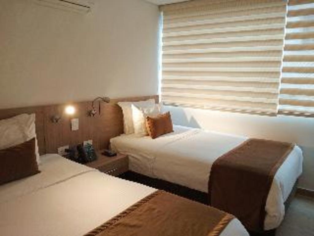 El Hotel Lomas 10  Rooms  Rooms Image 7 7