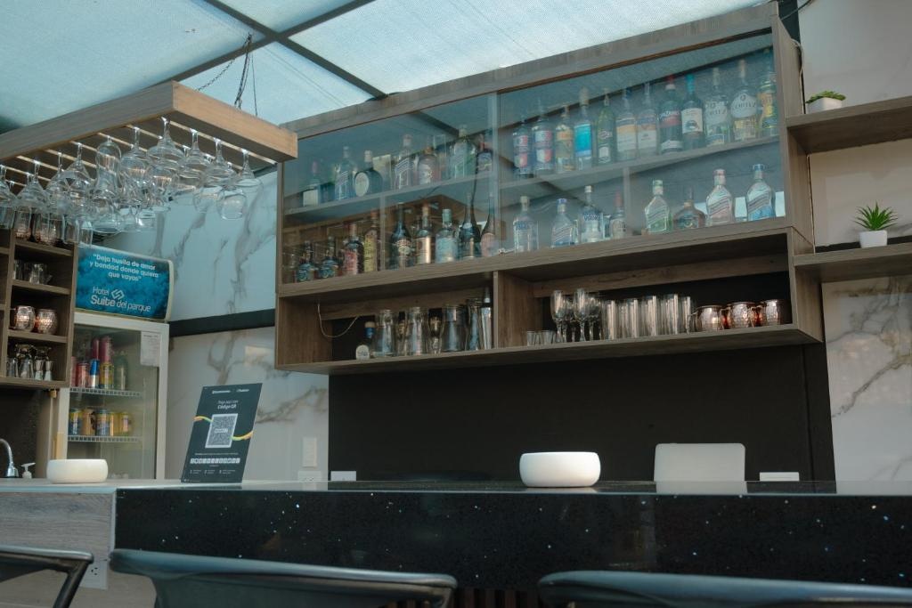 Hotel Laureles Plaza  Facilities  Barlounge 22