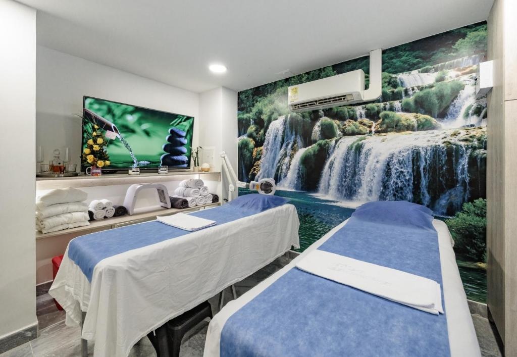 Hotel Laureles Plaza  Facilities  Spa 8