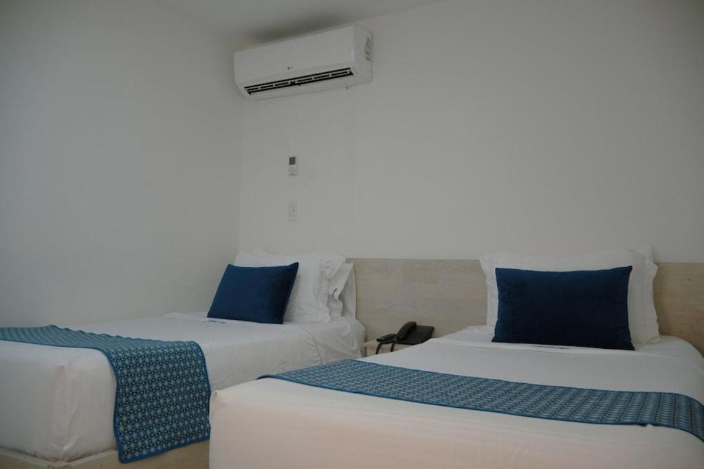 Hotel Laureles Plaza  Rooms  Rooms Image 22 22