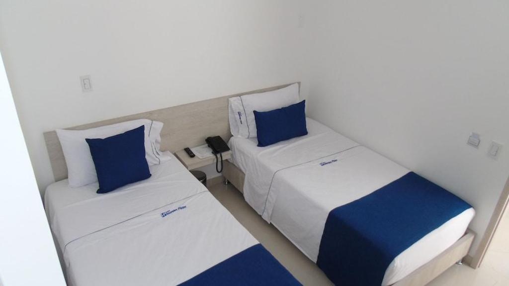 Hotel Laureles Plaza  Rooms  Rooms Image 24 24