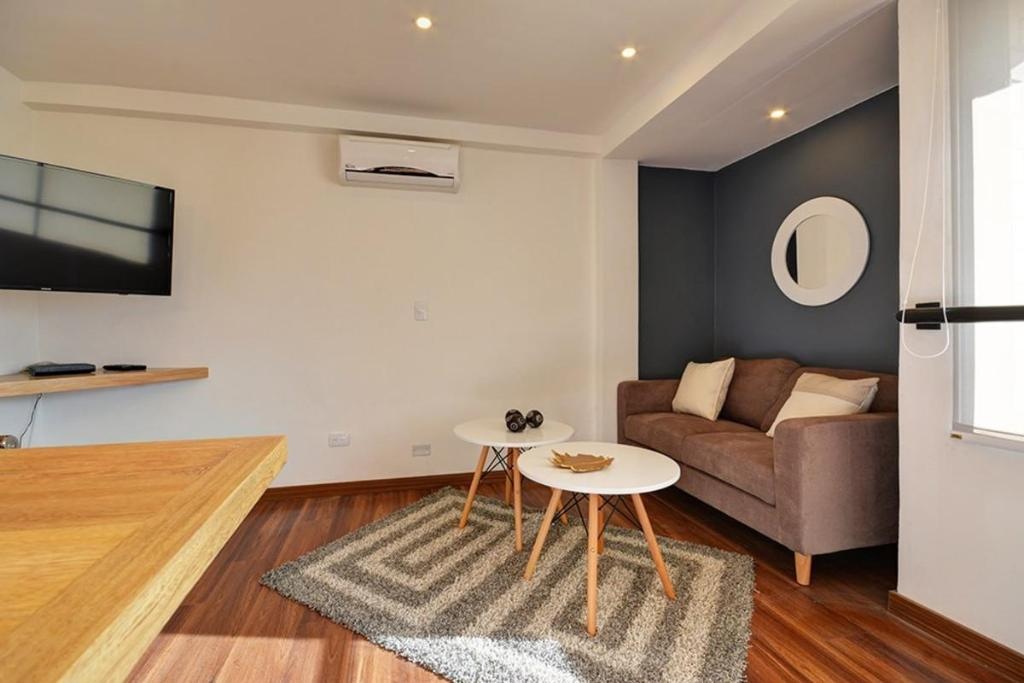 Loft Style Living In Incredible Neighbourhood  Rooms  Rooms Image 6 6