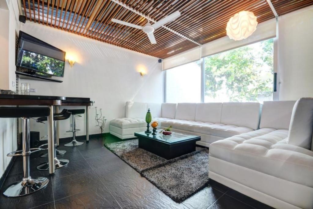 Superfly Penthouse With Jacuzzi  Facilities  Facilities Image 2 2