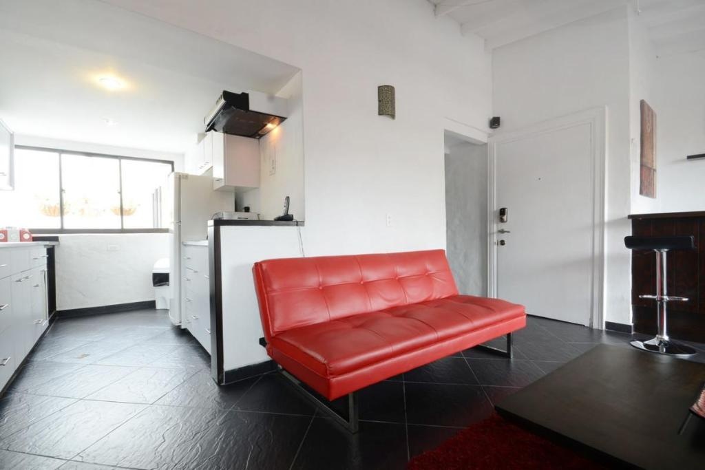 Cool Penthouse In Tourist Central  Property Views  Property Views Image 3 3